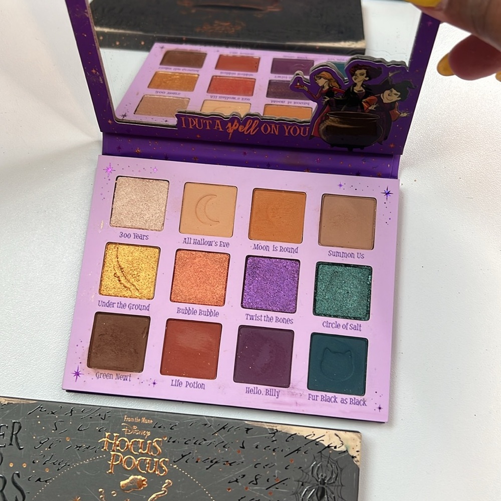Colourpop Disney hocus pocus bundle - Picture 2 of 4